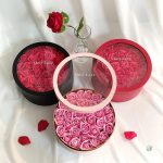 Coffret avec roses éternelles raffinées