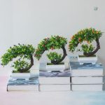 Plante bonsaï en plastique réaliste
