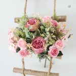 Fleurs artificielles réalistes pour une ambiance chaleureuse
