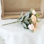 Bouquet de décoration florale en matériaux durables