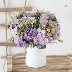 Bouquet décoratif en fleurs synthétiques colorées