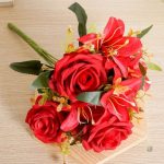 Bouquet de mariage élégant en fleurs synthétiques