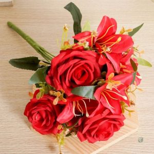 Bouquet de mariage élégant en fleurs synthétiques