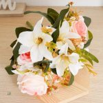 Composition florale artificielle pour événements