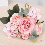 Bouquet romantique de fleurs artificielles