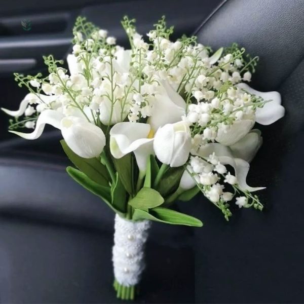 Arrangement floral délicat pour un jour spécial