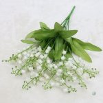 Arrangement de Muguet artificiel pour la décoration intérieure