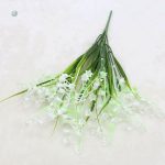 Muguet artificiel pour célébrations printanières