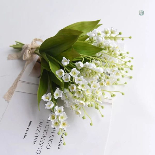 Fleurs de muguet en tissu pour célébrations