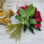 Bouquet de roses pour un mariage printanier coloré