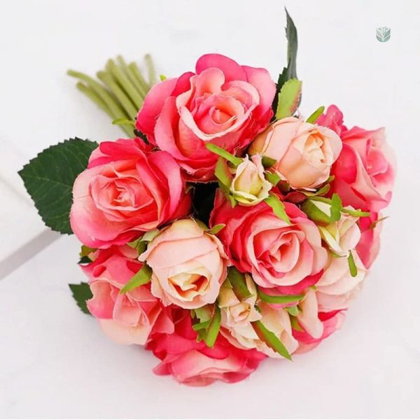 Bouquet de roses pastel pour un mariage doux