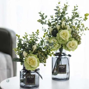 Bouquet de roses et eucalyptus en fleurs artificielles