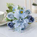 Arrangement de fausses fleurs pour décoration intérieure