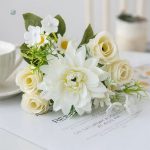 Fleurs artificielles pour un style durable et sans entretien