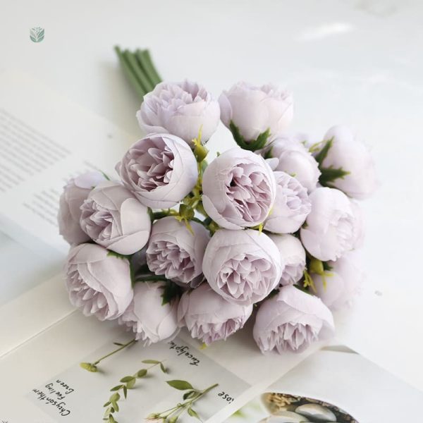 Arrangement floral de fausses pivoines pour mariage