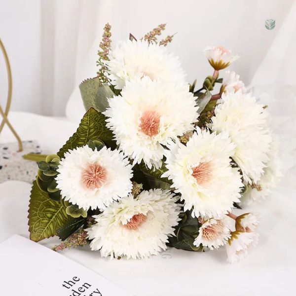 Composition de Gerberas artificiels pour un style moderne
