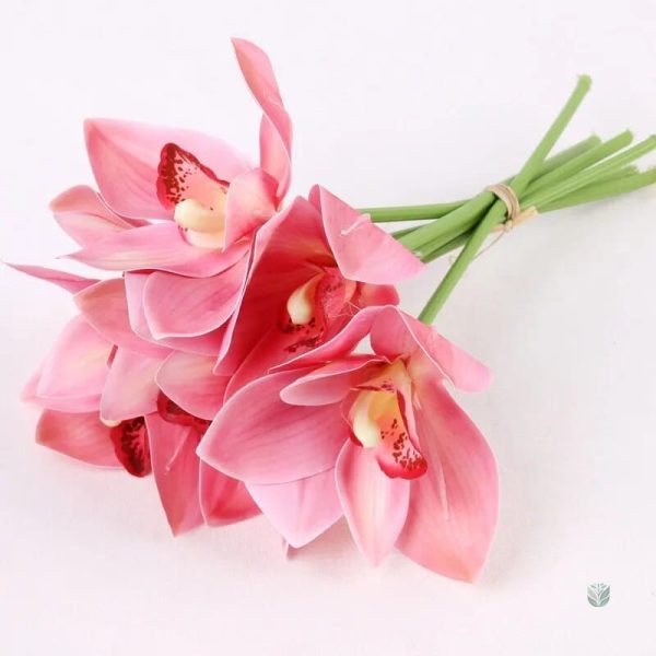 Orchidées artificielles élégantes en bouquet