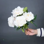 Bouquet de fleurs artificielles en pivoines