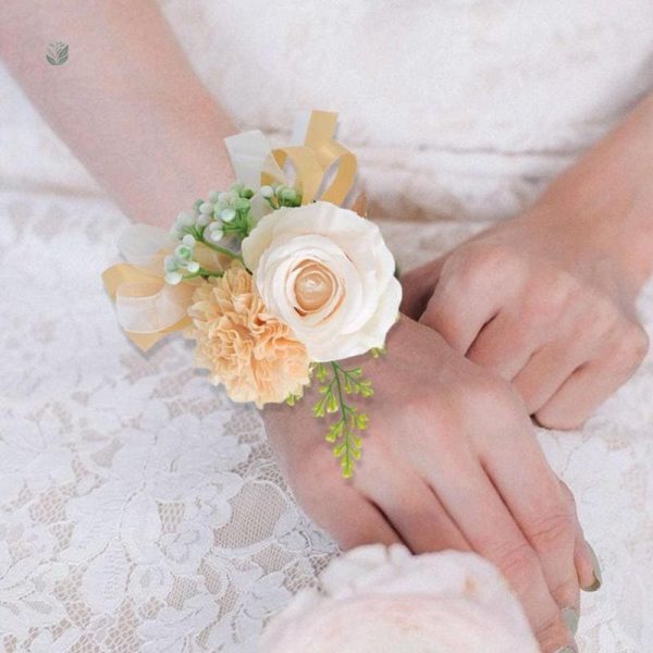 Bracelet fleuri pour un mariage romantique