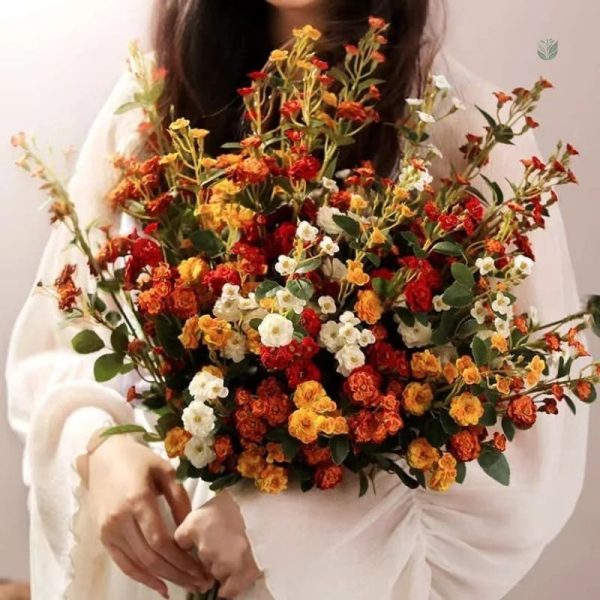 Éléments floraux artificiels pour un décor chic