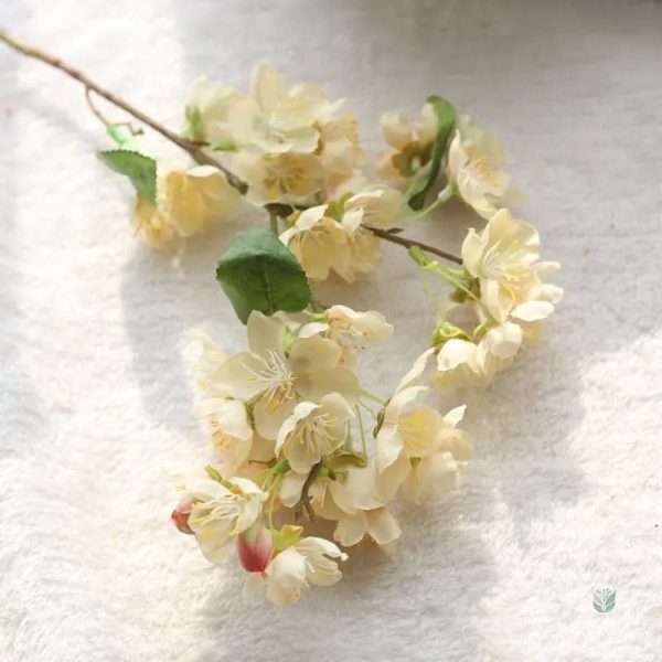 Branche florale cerisier, effet réaliste