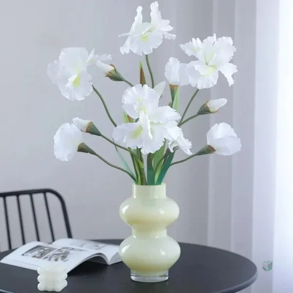 Branche d'iris pour une décoration tendance et raffinée