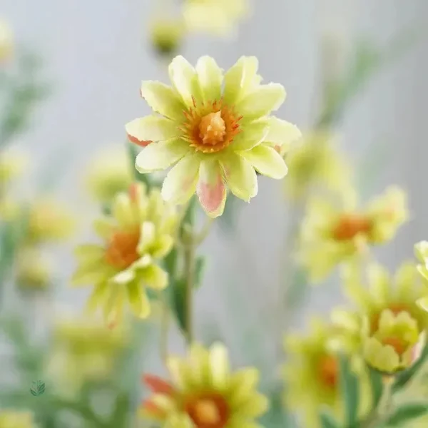 Fleurs artificielles pour un look printanier