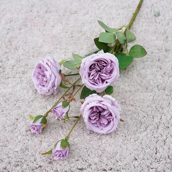 Roses artificielles pour embellir votre intérieur