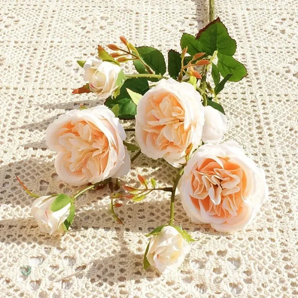 Roses décoratives en matériau artificiel pour décoration