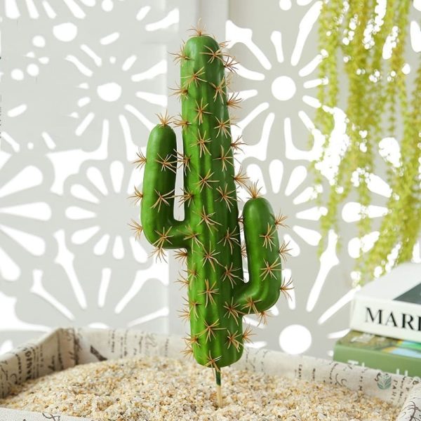 Plante verte artificielle en forme de cactus pour salon