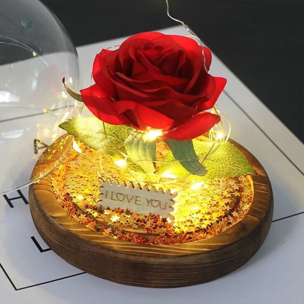 Rose Éternelle dorée, luxe et éclat