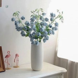 Arrangement floral avec Campanule artificielle