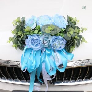 Décoration élégante pour capot de voiture nuptiale
