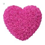 Arrangement de roses en cœur