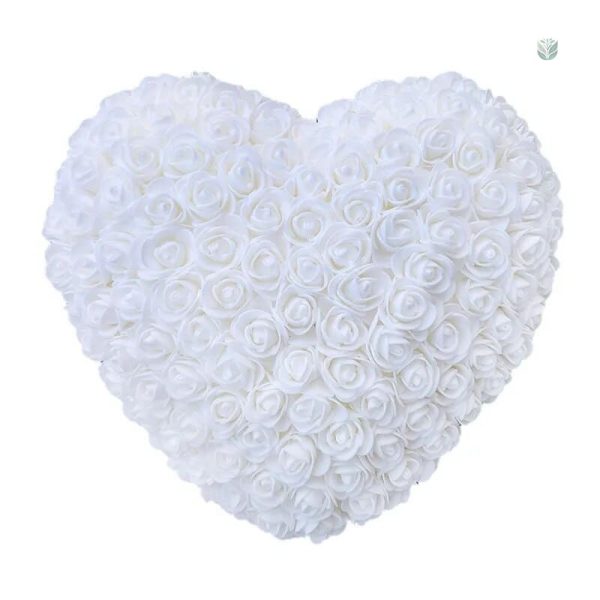 Cœur en fleurs roses artificielles