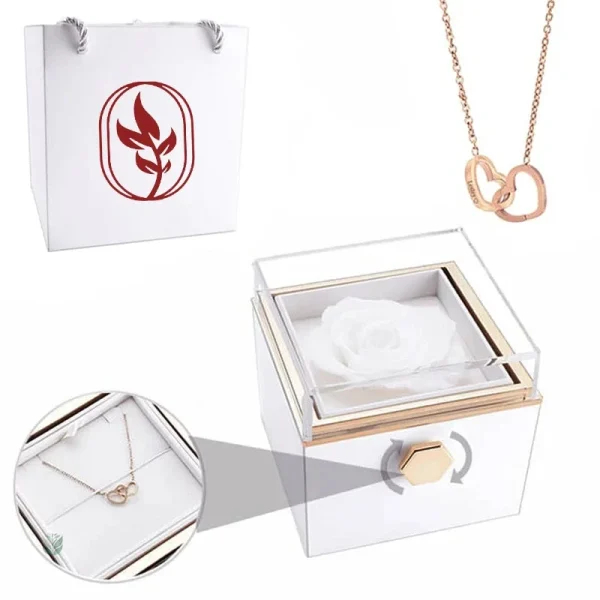 Collier en cadeau avec rose préservée