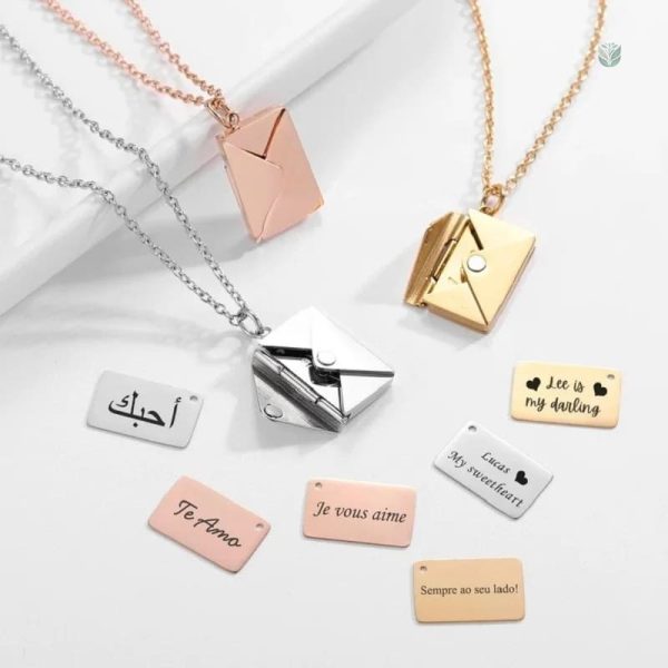 Rose Éternelle avec Collier Lettre Unique
