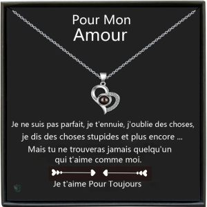 Collier romantique avec rose éternelle