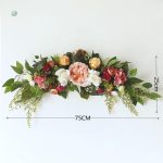 Composition de fleurs artificielles pour mémoire