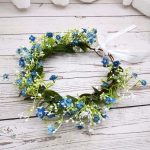 Accessoire floral élégant pour la coiffure nuptiale