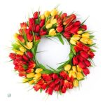 Couronne de fleurs pour un style printanier avec tulipes