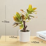 Plante verte artificielle au design coloré et vibrant