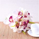 Bouquet artificiel Cymbidium, couleur vibrante et moderne