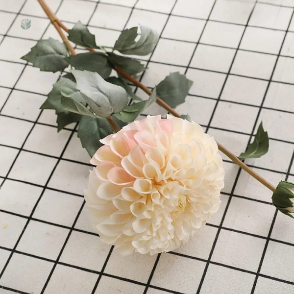 Fleurs artificielles Dahlia pour rendre hommage