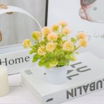 Bouquet de fleurs artificielles pour un style contemporain
