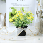 Accessoire déco : fleurs artificielles pour ambiance chaleureuse