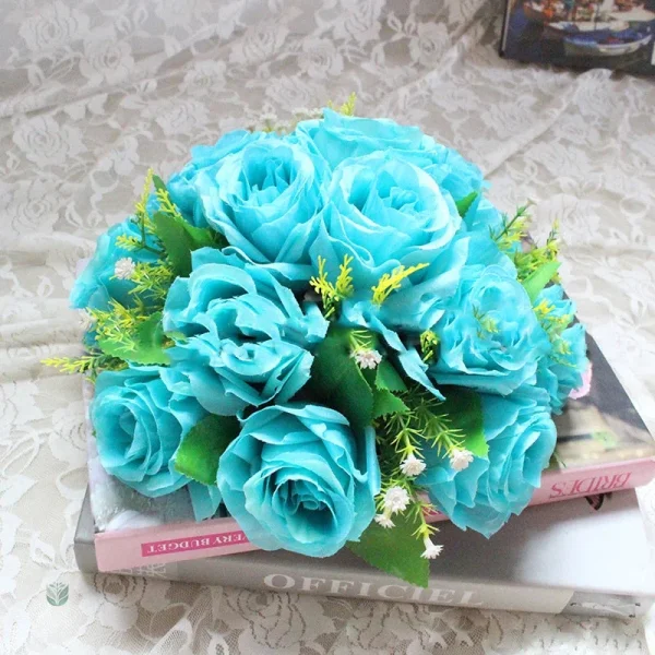 Centre de table demi boule de fleurs pour réception