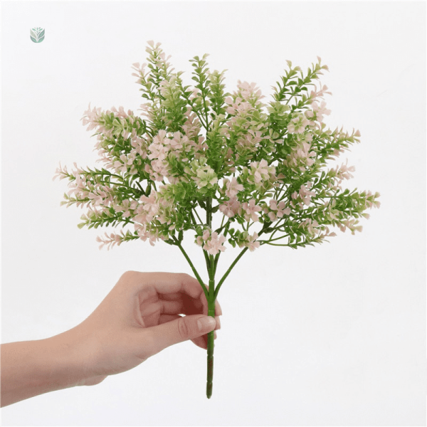 Fleurs synthétiques idéales pour balcons et terrasses