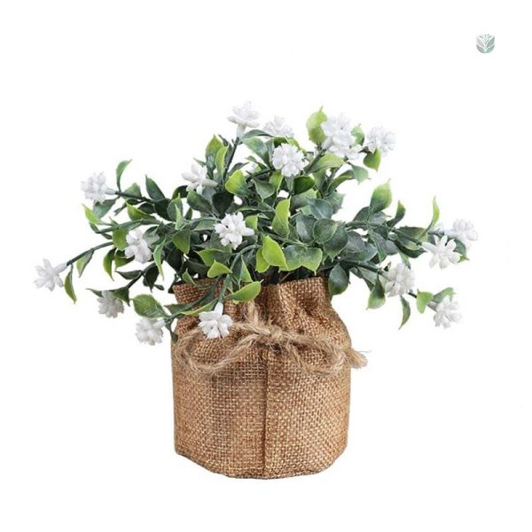 Plante synthétique en pot, choix élégant et pratique