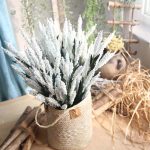 Arrangement de lavande synthétique pour un effet naturel